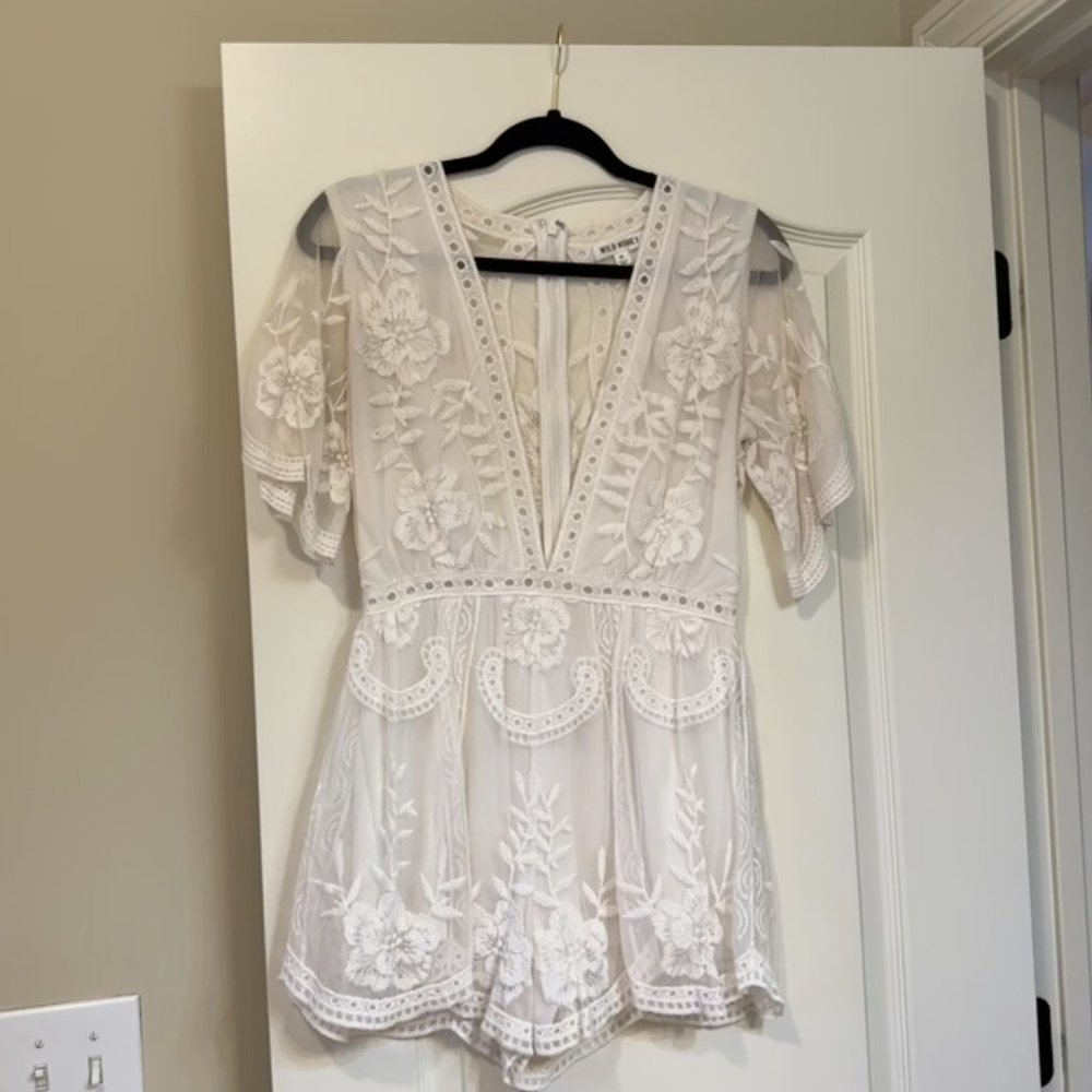 Bohemian Embroidered Lace Romper Size M - Picture 4 of 5